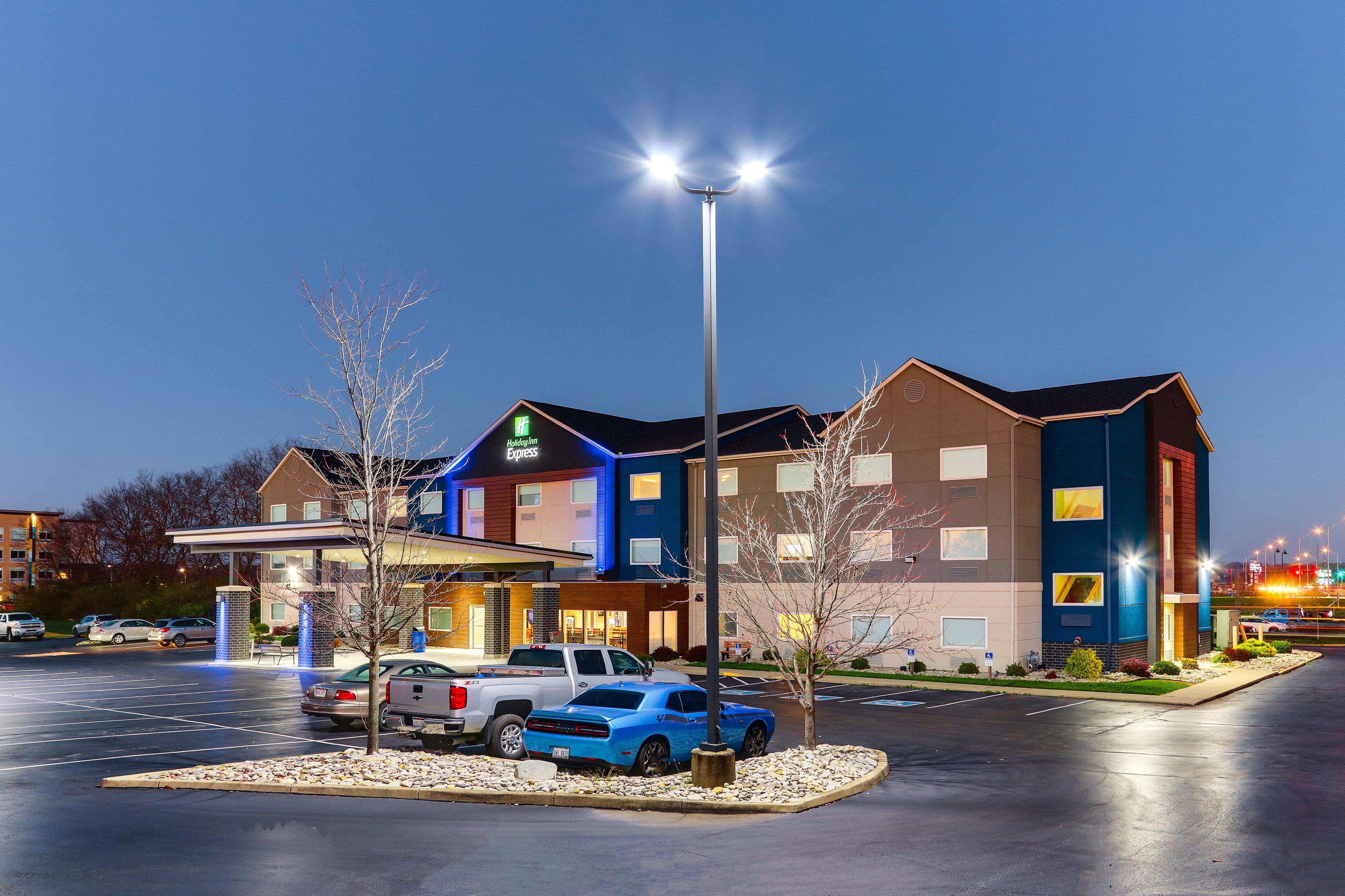 Holiday Inn Express - Cincinnati North - Monroe By Ihg Bagian luar foto